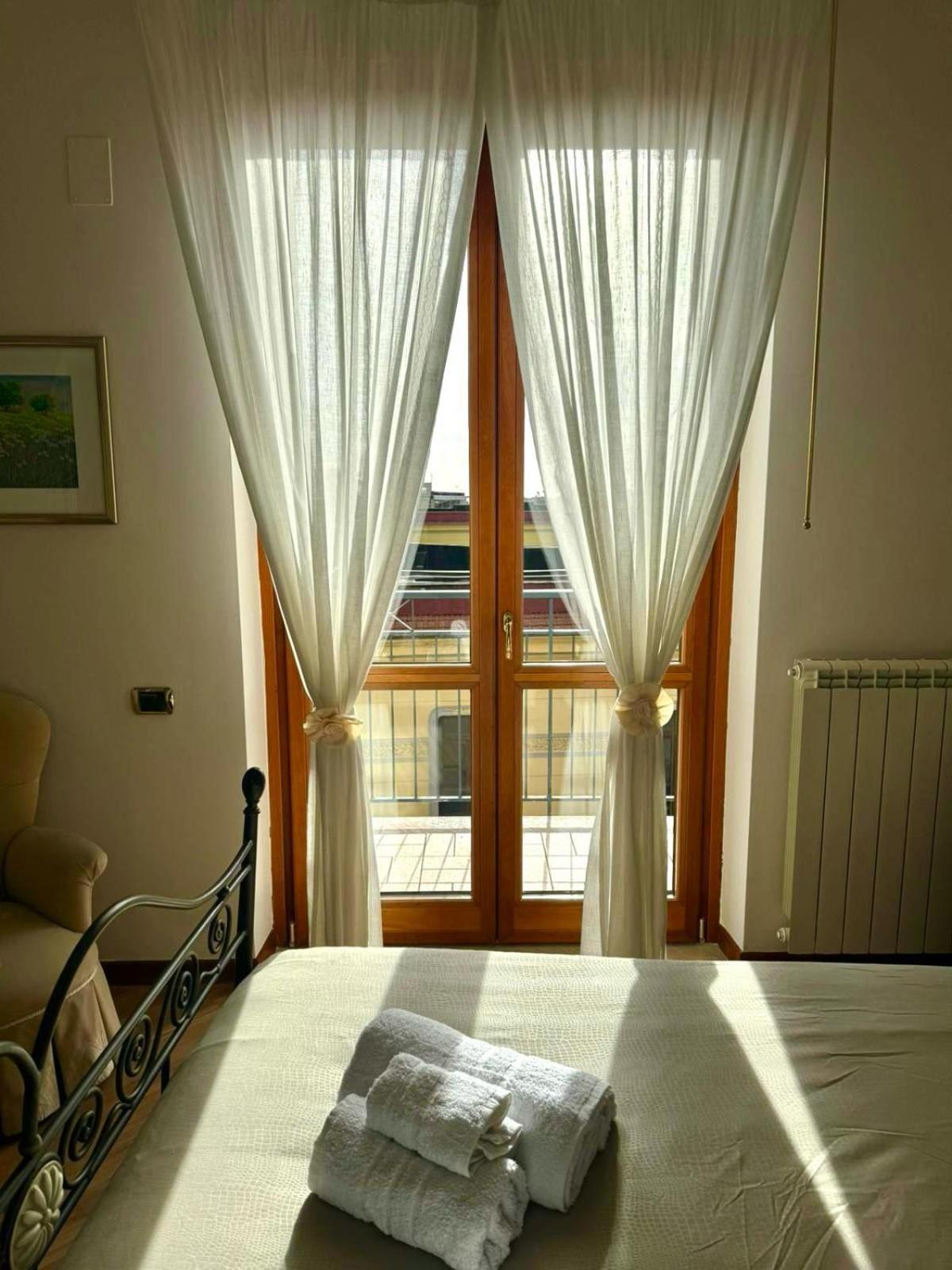 A Casa Di Don Peppino Διαμέρισμα Σαλέρνο Εξωτερικό φωτογραφία