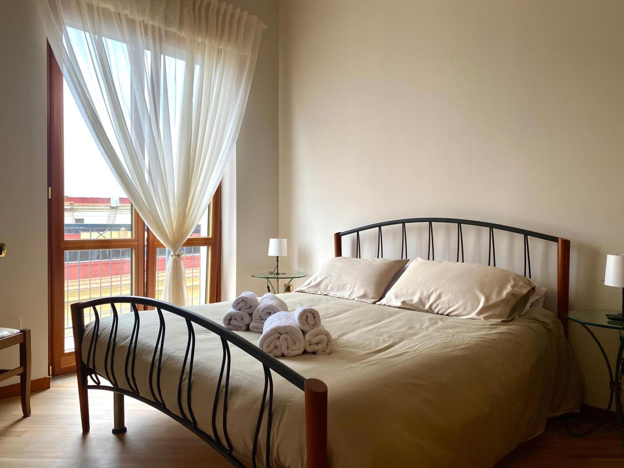 A Casa Di Don Peppino Διαμέρισμα Σαλέρνο Εξωτερικό φωτογραφία